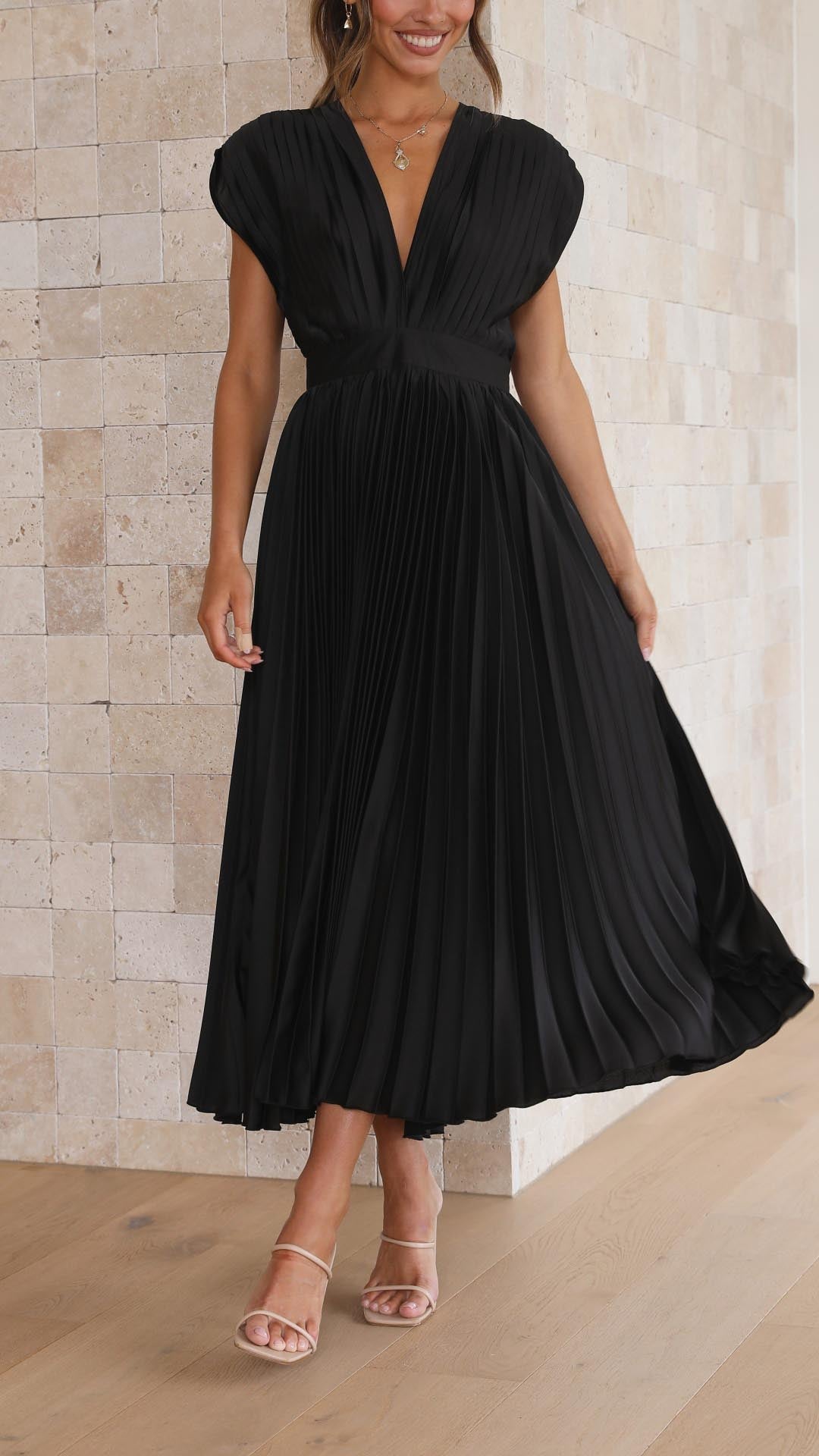 Pleated Maxi Dress – Women's Evening Dress | Maria