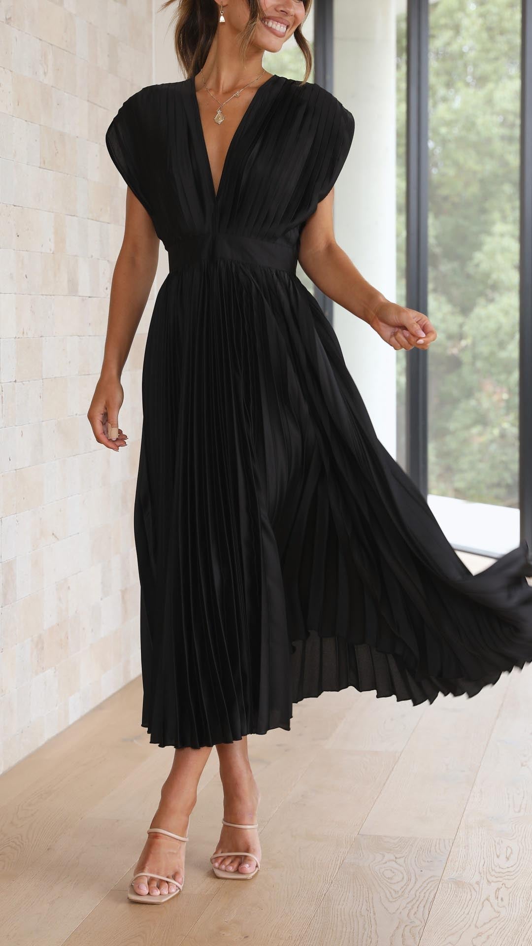 Pleated Maxi Dress – Women's Evening Dress | Maria